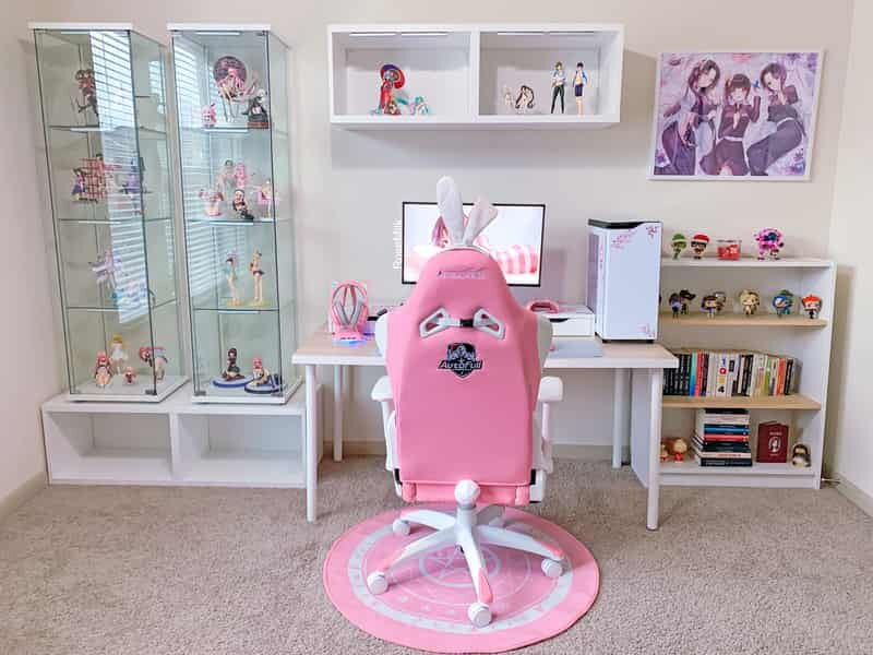 aesthetic kawaii gaming setup