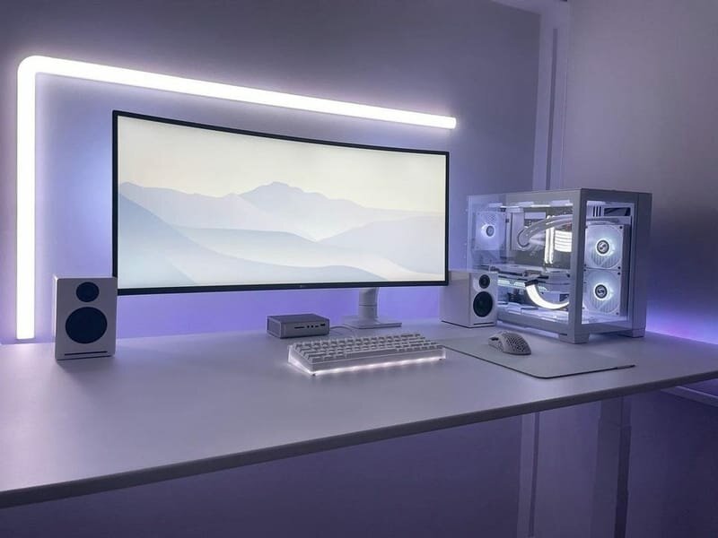 all white modern battleststaion