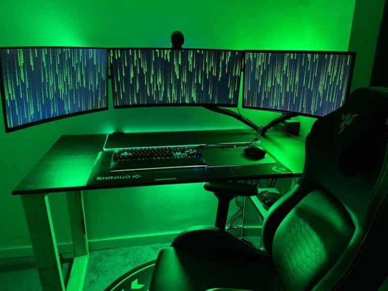 gaming desk setup with matrix effect 768x576