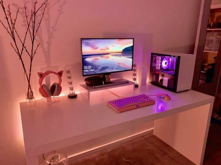 minimal setup with ikea malm desk 768x576