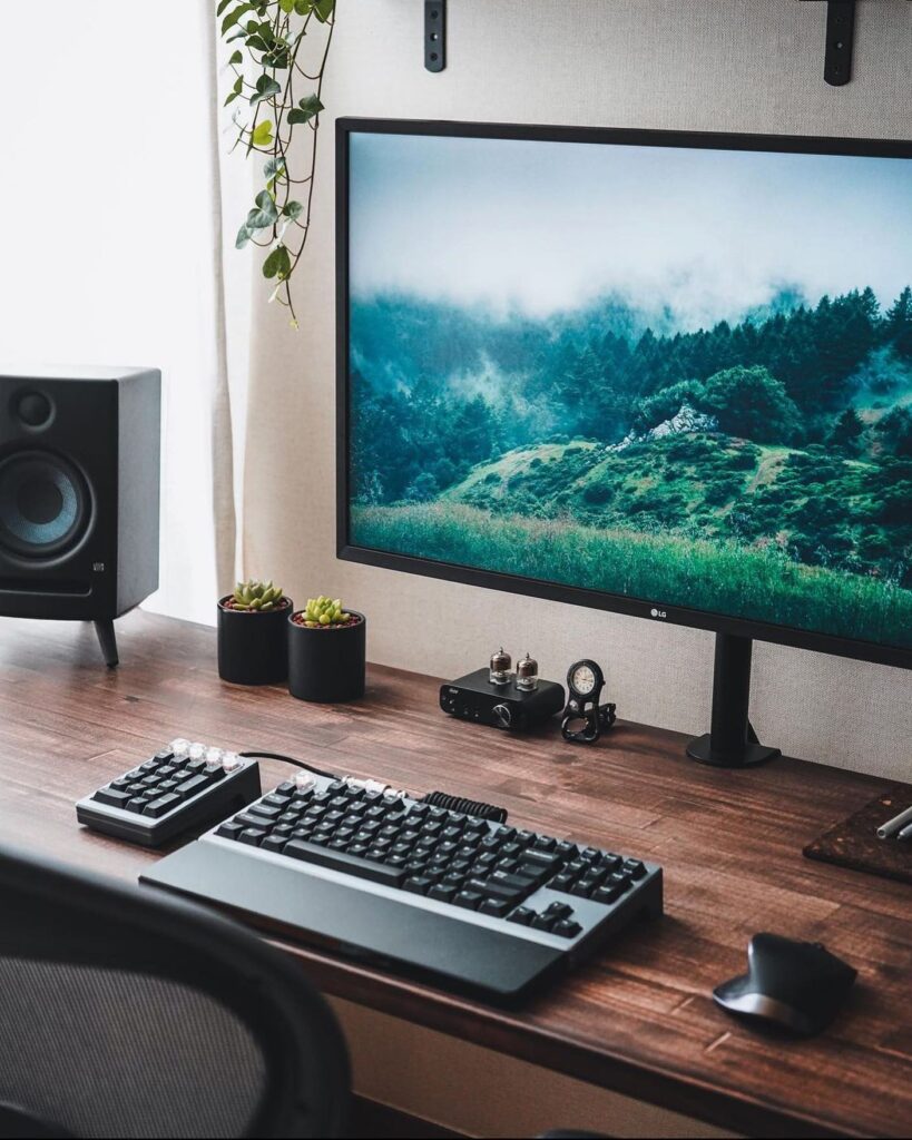 monitor arm gaming desk setup that frees up space