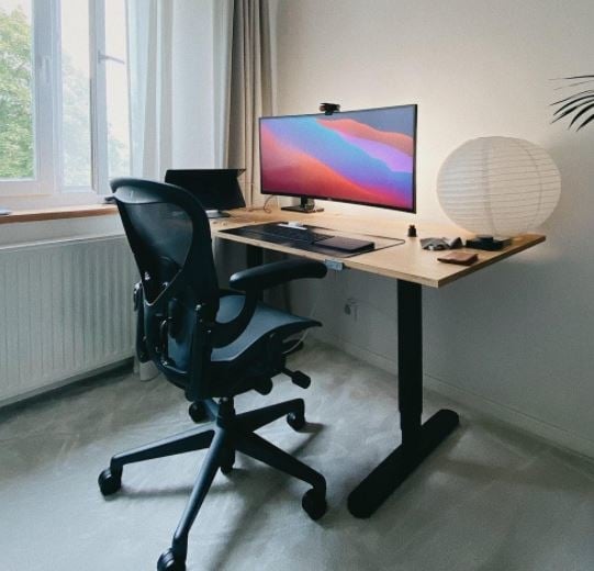 pc gaming setup on standing desk